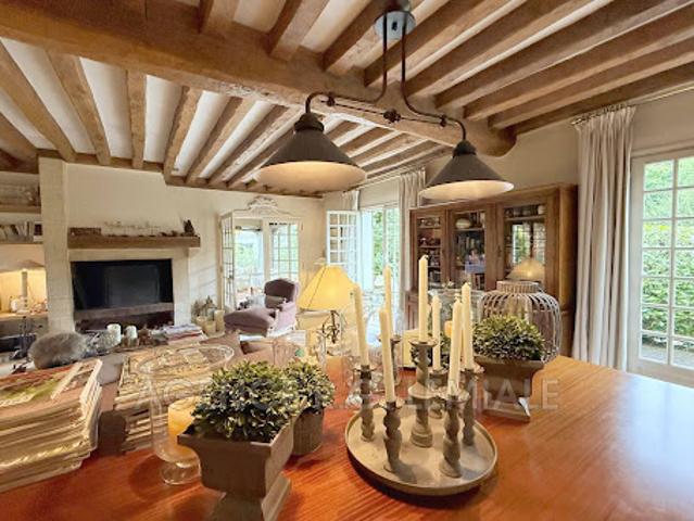 Maison vente à Saint-Germain-en-Laye, Le Mesnil-le-roi