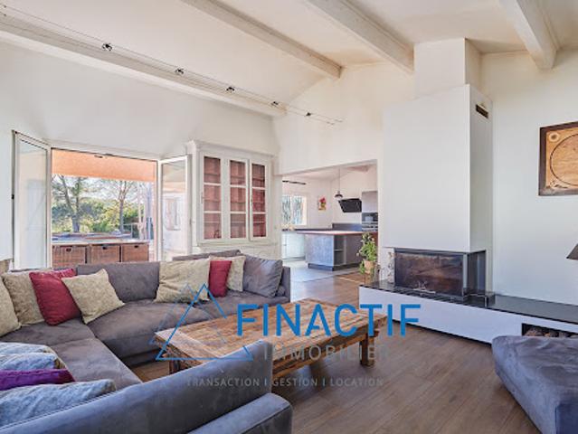 Maison vente à Aix-en-Provence, Châteauneuf-le-rouge