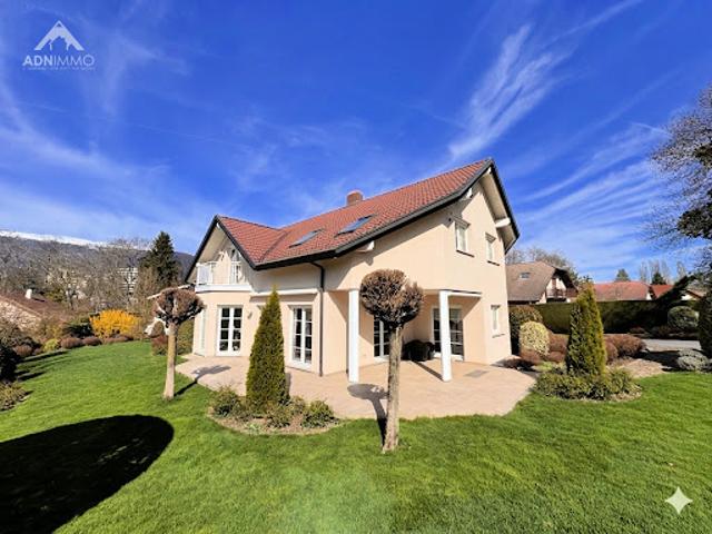 Maison vente à Gex, Saint-genis-pouilly