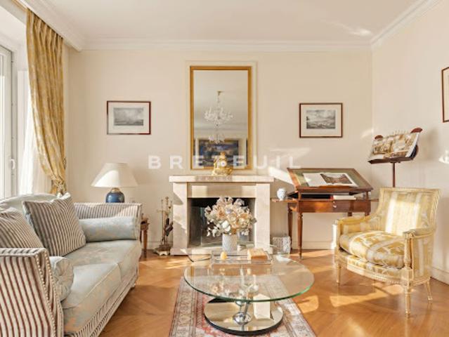 Maison vente à Paris, Île-de-France