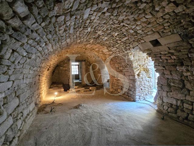 Maison vente à Carpentras, Venasque