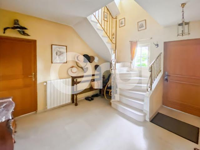 Maison vente à Montreuil-sur-Mer, Senlis