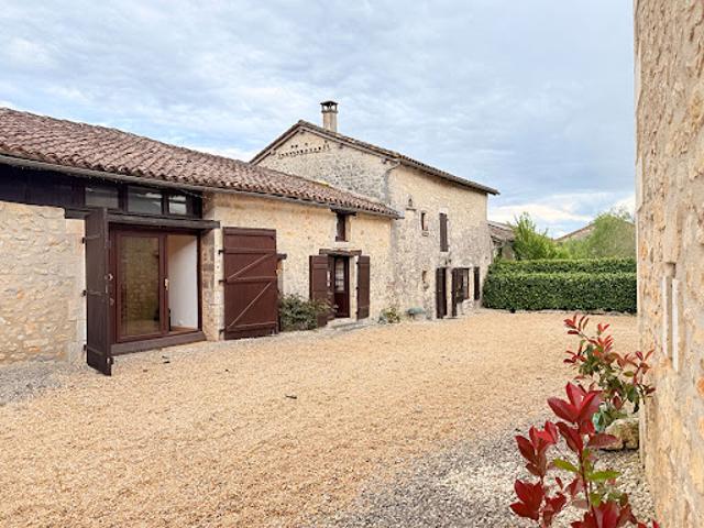 Maison vente à Angoulême, Grassac
