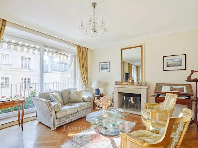 Maison vente à Paris, Île-de-France