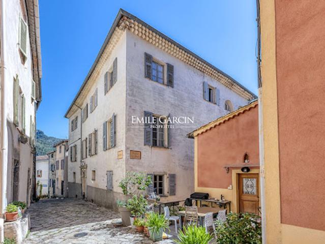 Maison vente à Nice, La Tour