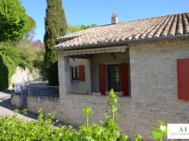 Maison vente à Saint-restitut