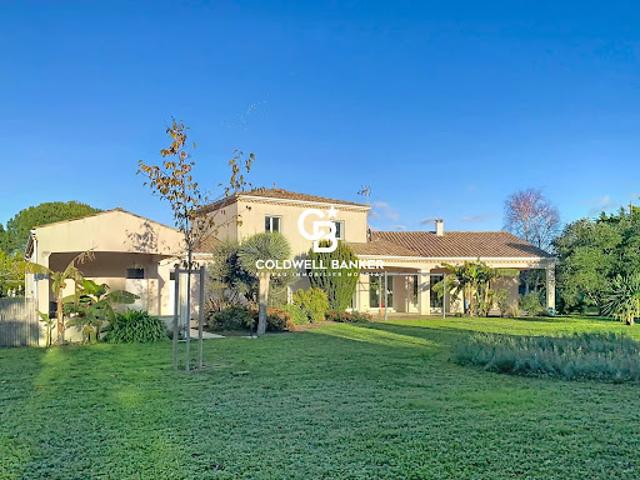 Maison vente à France métropolitaine, Saintes
