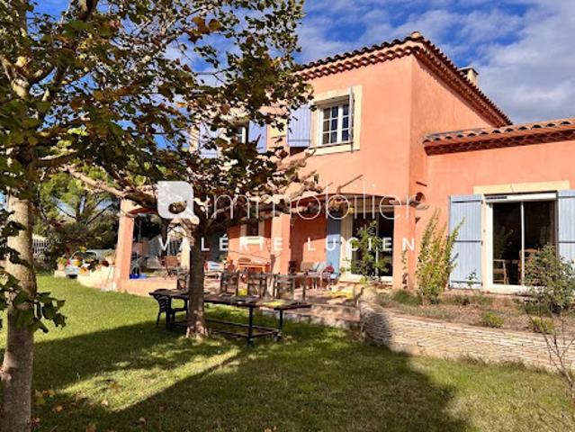 Maison vente à Arles, Paradou