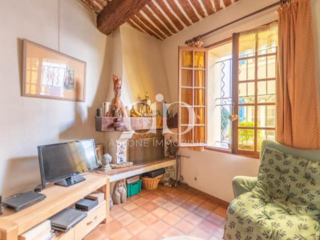 Maison vente à Marseille, Cassis