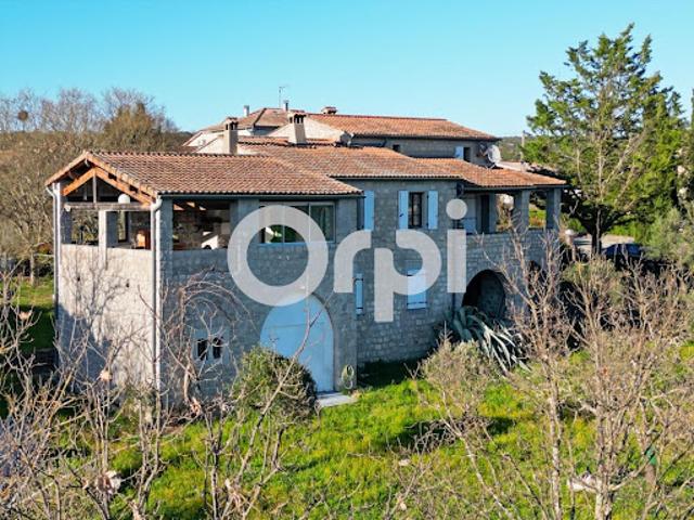 Maison vente à Largentière, Banne