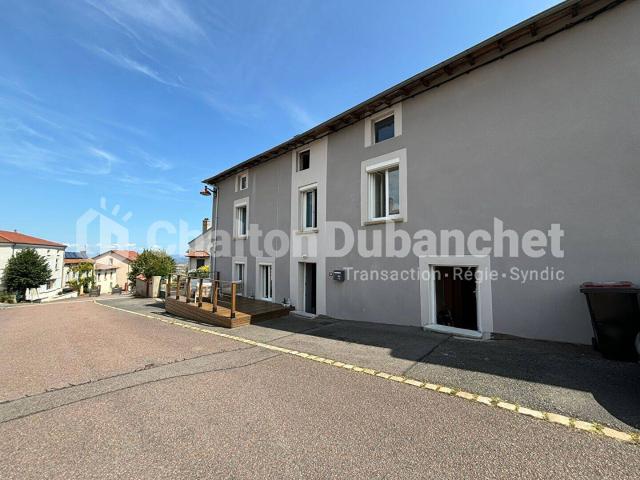 Maison location à Fontenay, Villemontais