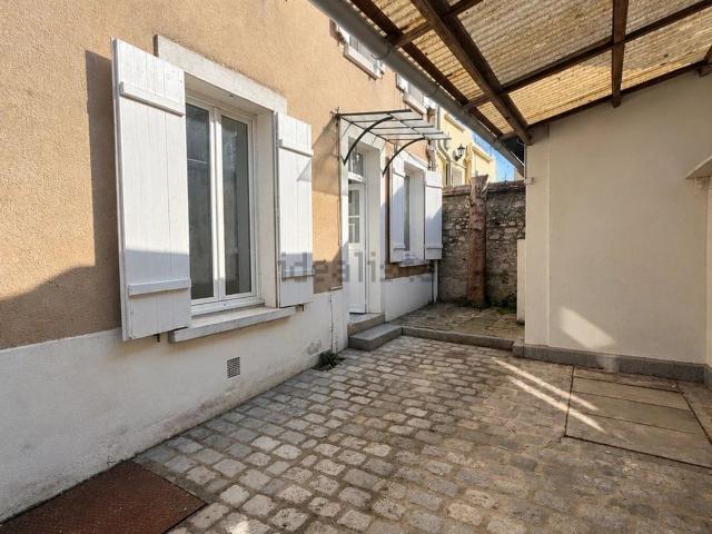 Maison location à Bercelle, Avon