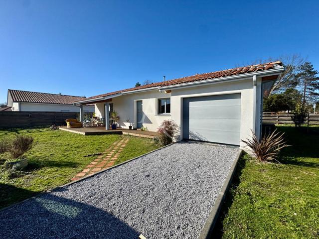 Maison vente à Azur, Plantecoude