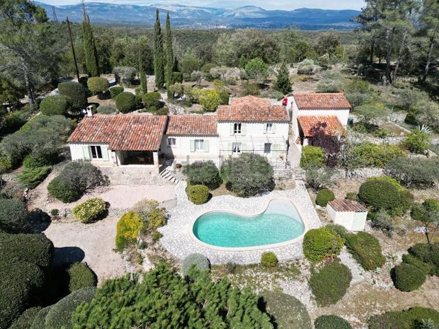 Maison vente à Maupas, Bagnols-en-Forêt