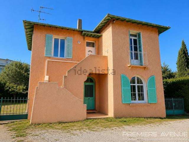 Maison vente à Font Couverte, Bagnols-en-Forêt