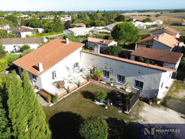 Maison vente à Barbezieux, Barbezieux-Saint-Hilaire