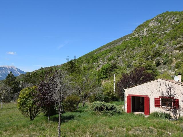 Maison vente à Barret-de-Lioure, Drôme