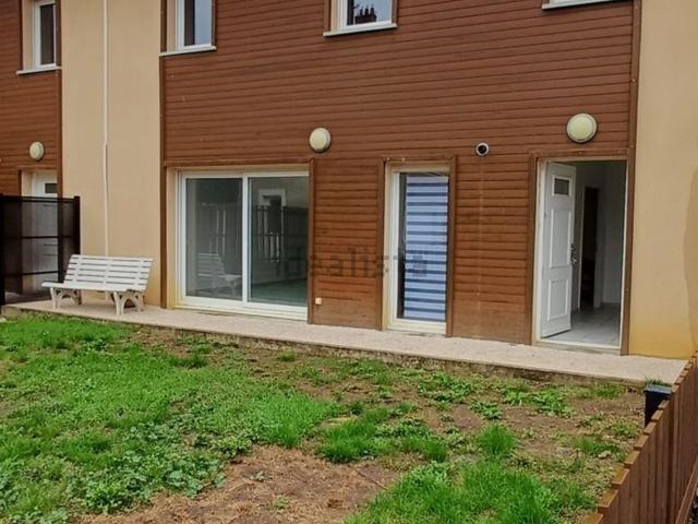 Maison location à Le Bourzai, Bas-en-Basset