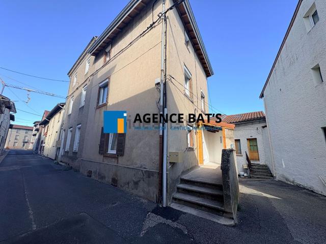 Maison location à Bas-en-Basset, Haute-Loire