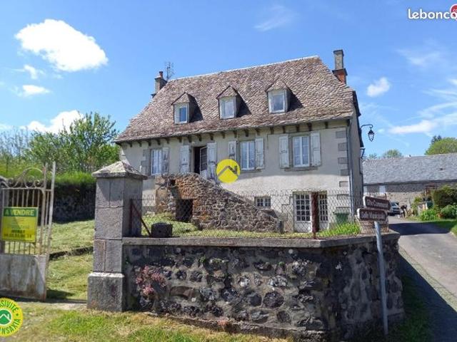 Maison vente à Saint-Flour, Pierrefort