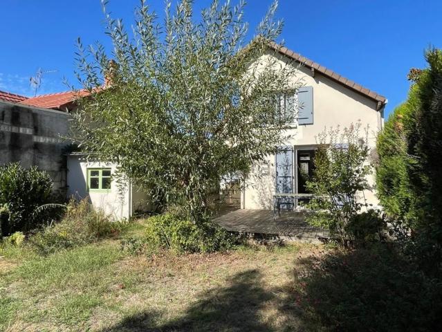 Maison vente à La Folie, Beauchamp