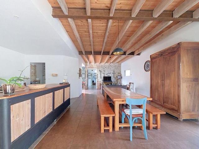 Maison vente à Bourg, Bécon-les-Granits