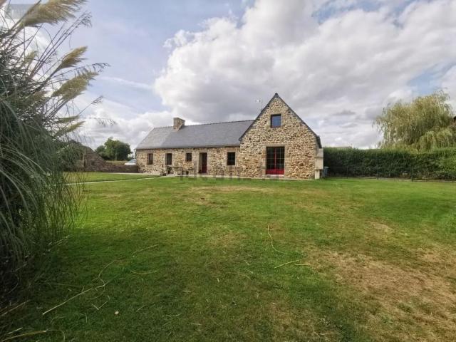 Maison vente à Gwenezhan, Bégard