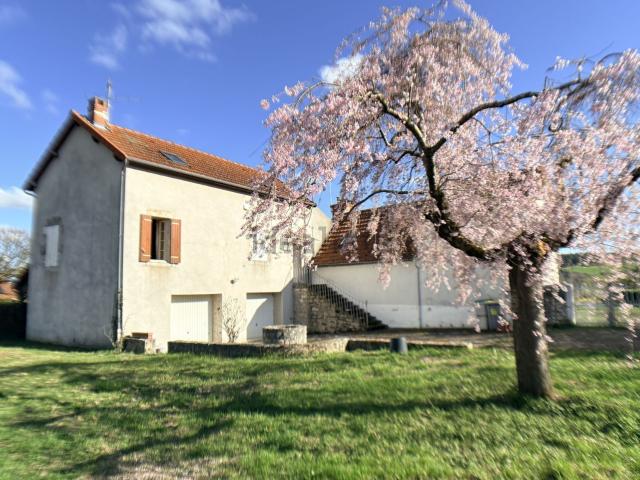 Maison vente à La Pras d'Hayrat, Bellenaves