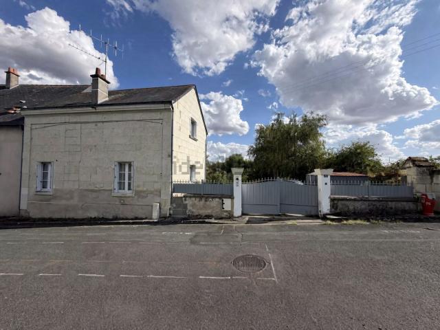 Maison vente à Saint-Cyr-en-Bourg, Bellevigne-les-Châteaux