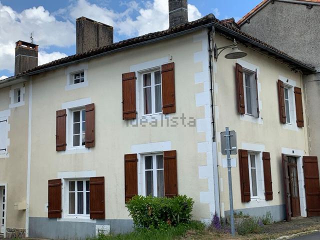 Maison vente à Le Peu, Benest
