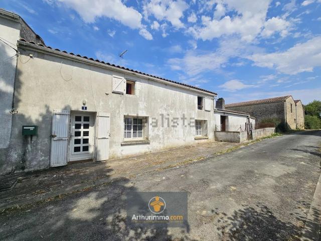 Maison vente à La Roulière, Benon