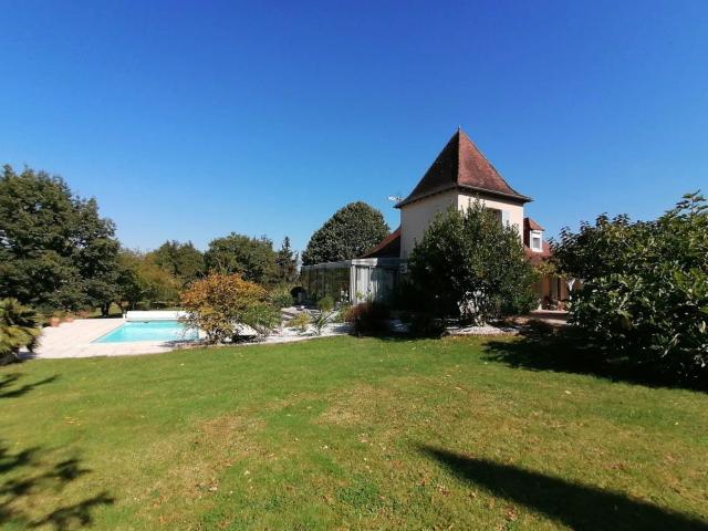 Maison vente à Pombonne, Lembras