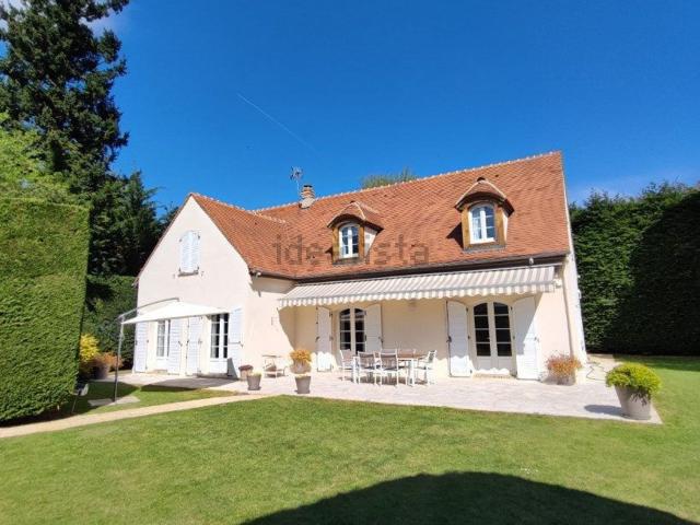 Maison vente à Le Montaugland, Béthemont-la-Forêt