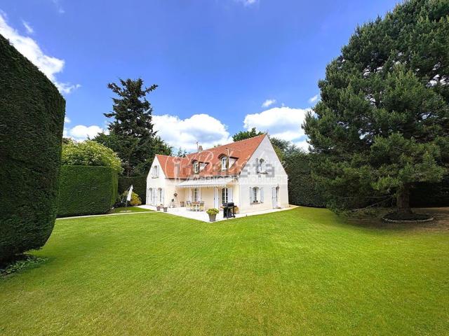 Maison vente à Le Montaugland, Béthemont-la-Forêt