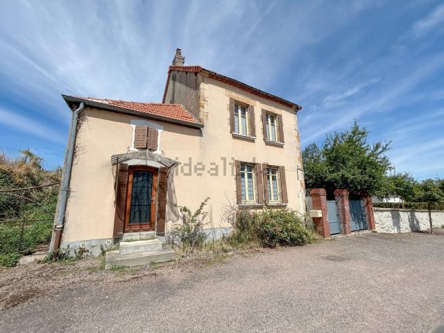 Maison vente à Saint-Charles, Bézenet