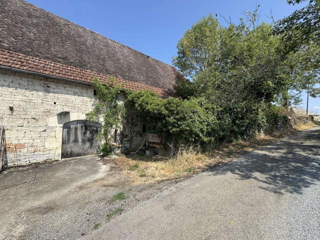 Maison vente à Bio, Lot
