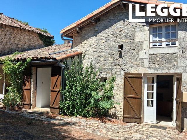 Maison vente à La Lizaubière, Blanzay