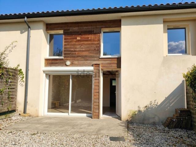 Maison location à Blasimon, Gironde
