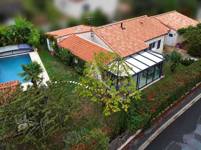 Maison vente à La Chapelle-Montreuil, Boivre-la-Vallée