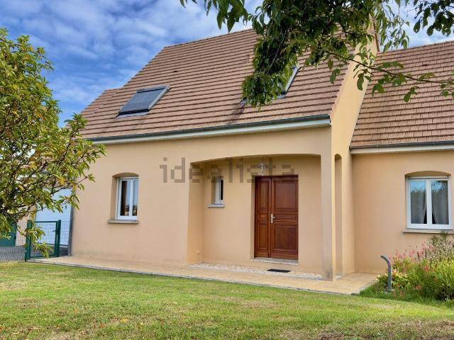 Maison vente à Le Pré du Doué, Bonnétable