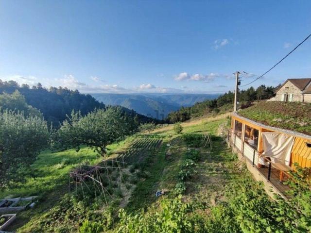 Maison vente à Les Buissons, Ponteils-et-Brésis