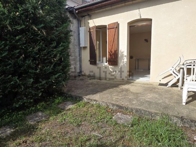 Maison vente à Les Pins-Francs, Bordeaux