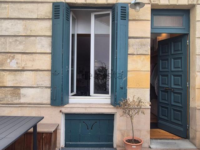 Maison vente à Bordeaux, Port de la Lune, Bordeaux
