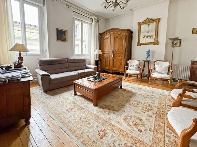 Maison vente à Bordeaux, Port de la Lune, Bordeaux