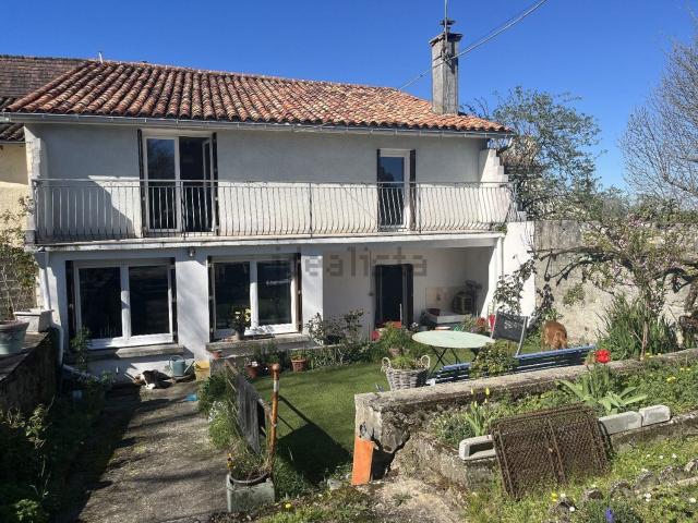 Maison vente à Baffoux, Bors-de-Montmoreau