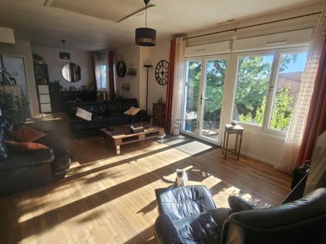 Maison vente à La Salesse, Bosmie-l'Aiguille