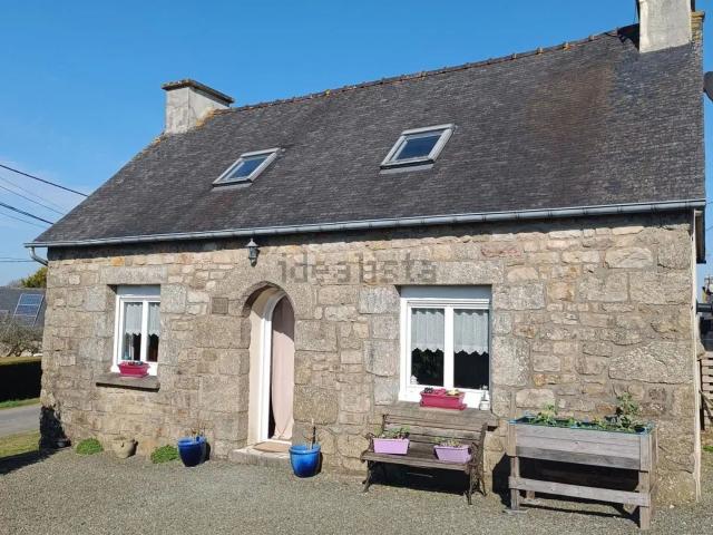 Maison vente à Porzh Gourioù, Bourbriac