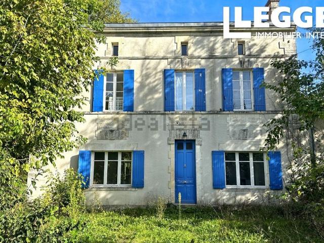 Maison vente à Dériére La Grange, Bourg-du-Bost