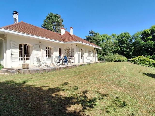 Maison vente à Les Sardières, Bourg-en-Bresse