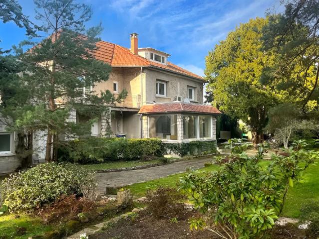 Maison vente à Versailles